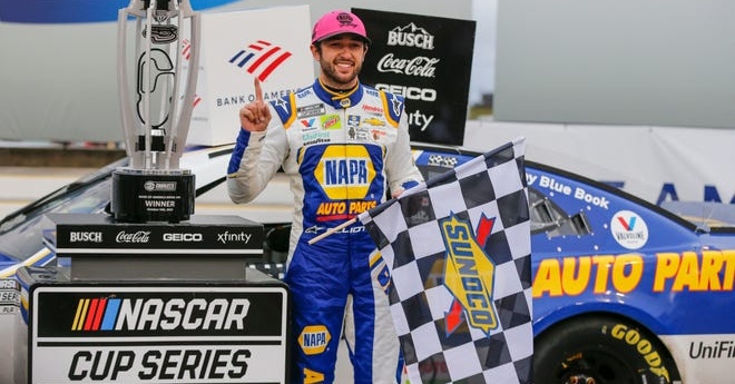 NASCAR Crowns a Winner in Phoenix